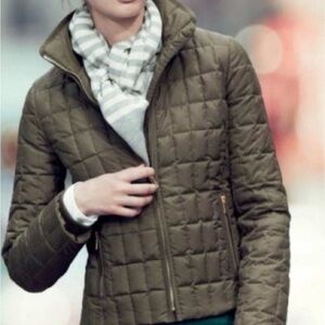 J. Crew women's Olive Puffer Jacket - small